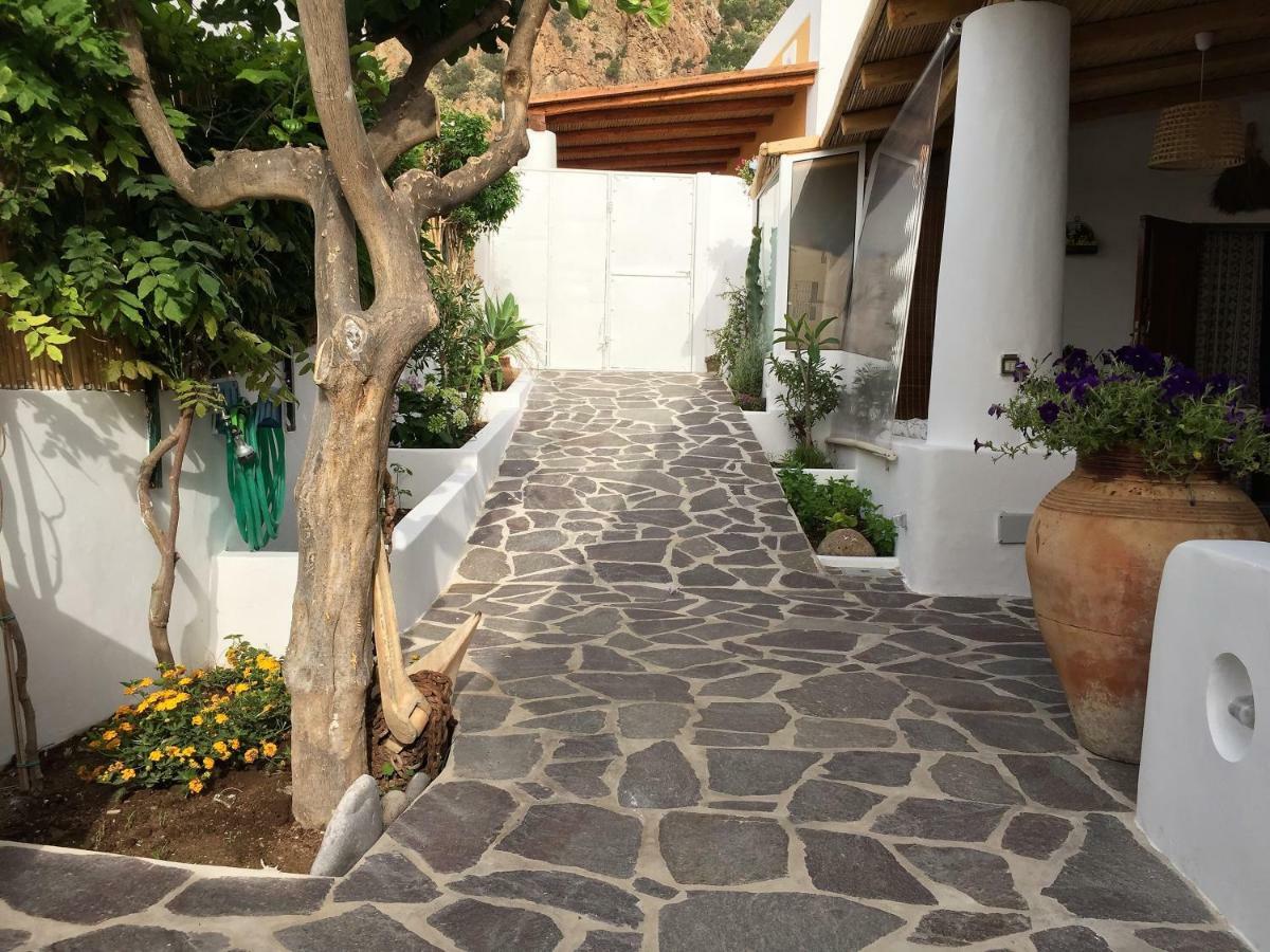La Ginestra Villa Panarea Luaran gambar